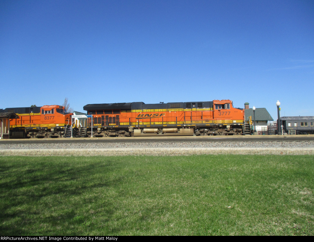 BNSF 3777